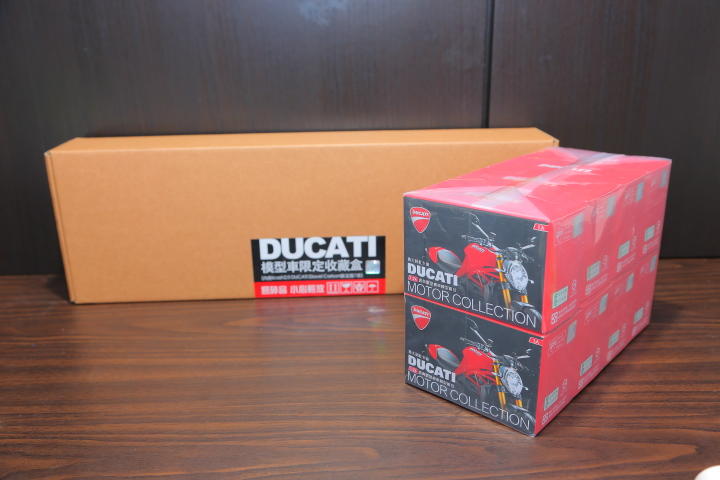 7-11全套8款+收藏盒+icash卡義大利DUCATI杜卡迪經典重型機車模型