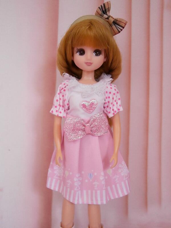 小禎雜貨 薇棋 莉卡娃娃服飾  粉色小洋裝   不含娃娃及鞋子配件只出售服飾