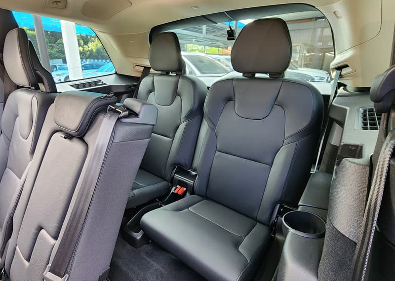 富豪 XC90 B5 Plus 七人座丨2024年出廠︱大瑋汽車 專營VOLVO車系  ✈ 2025.12發文有實車