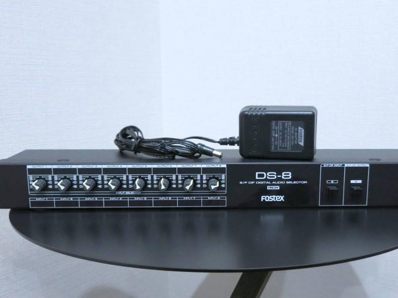 FOSTEX DS-8數位音源選擇器(8組數位音源輸入輸出)