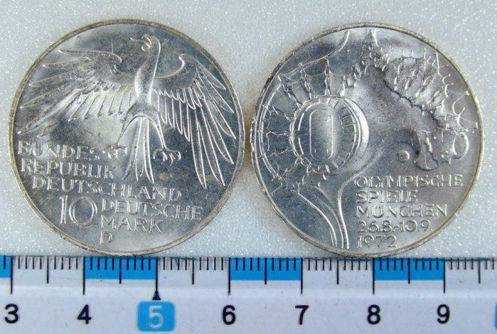 AE576 德國1972年第20屆暮尼黑 奧運會紀念 共2枚套幣10馬克 0.625銀 D記盒裝