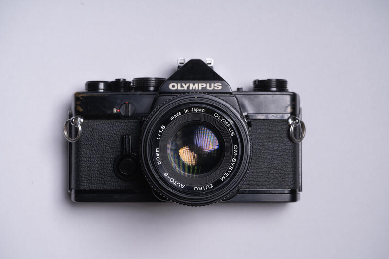 Olympus om 1 zuiko 50mm f1 8 
