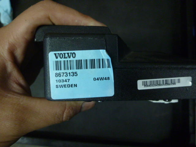 Volvo 原廠擴大機 S60 S80 XC70