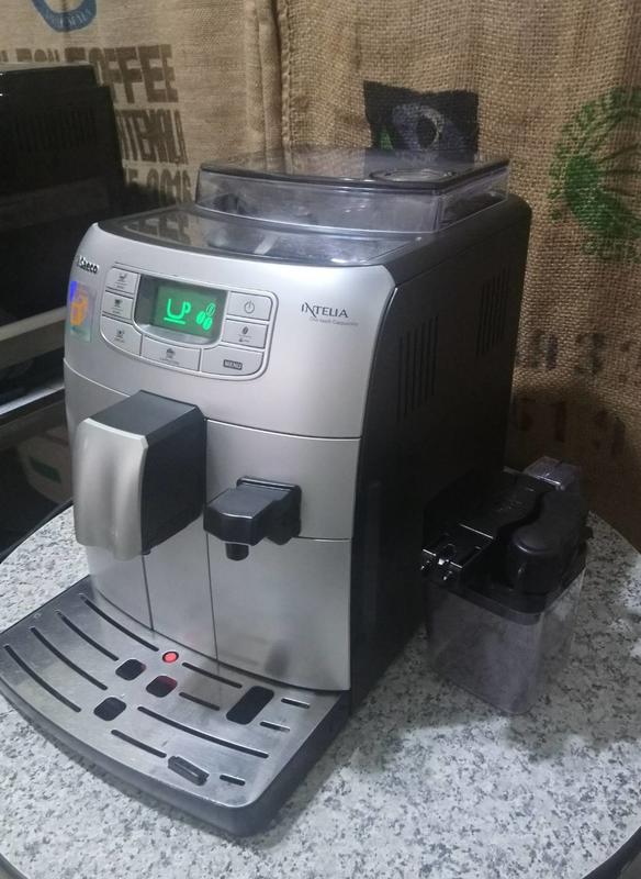 中古 PHILIPS 飛利浦 Saeco HD8753 ( OTC ) 全自動義式咖啡機 / 三台可選