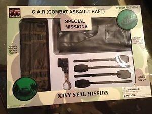 1/6th Navy Seal Combat Assault Raft Not Hot Toys threeA  