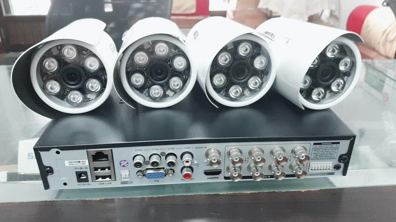 高雄監視器 台灣製造8路主機+200萬Sony晶片鏡頭*4+DVE 1A變壓器*4 另大華 可取 海康 HM-4M16A