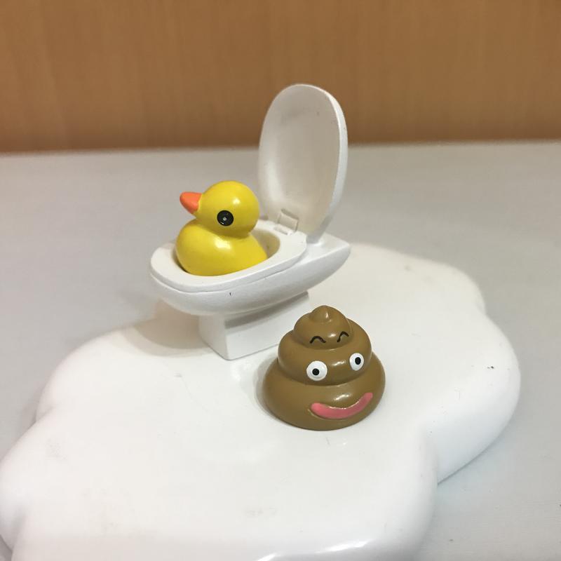 ♣♧庫克洛奇♣♧ 黃色 小鴨 便便 馬桶 扭蛋 轉蛋 食玩 小物 雲 擺飾 公仔 屎 辦公室 人造人 塑膠 硬