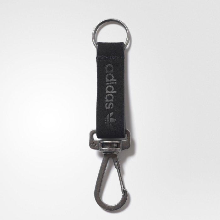 Adidas on sale nmd keyring