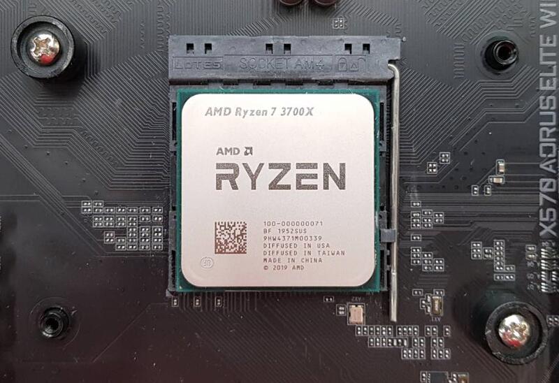 AMD Ryzen™ 7 3700X / R7 3700X