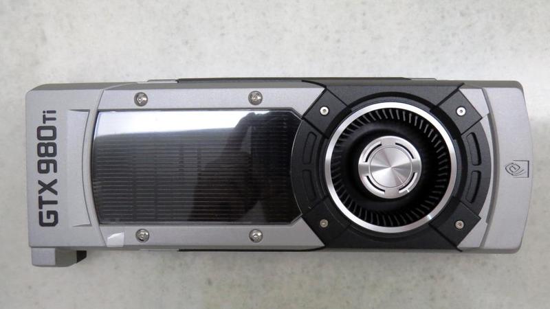 EVGA GeForce GTX980 Ti公版之空冷散熱器(完整)--鼓風輪上蓋銀色.