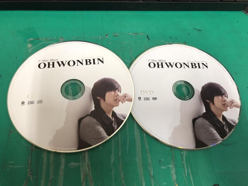 二手裸片CD 吳元斌OHWONBIN單飛首張獨唱同名迷你專輯台灣獨占初回限定精裝盤 CD+DVD <G20>