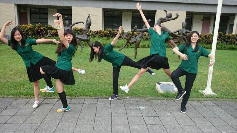 [全新代購]台北 北一女中 小綠綠 女生夏季短袖制服上衣（限時特價）