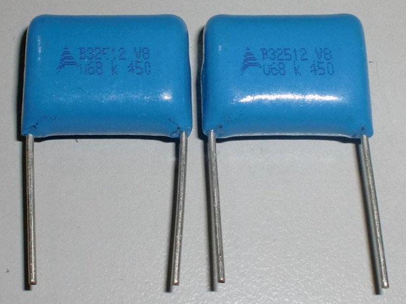 ( EPCOS  B32512-P6684-K438 )18*7.5*15mm (藍色)450V  0.68uF