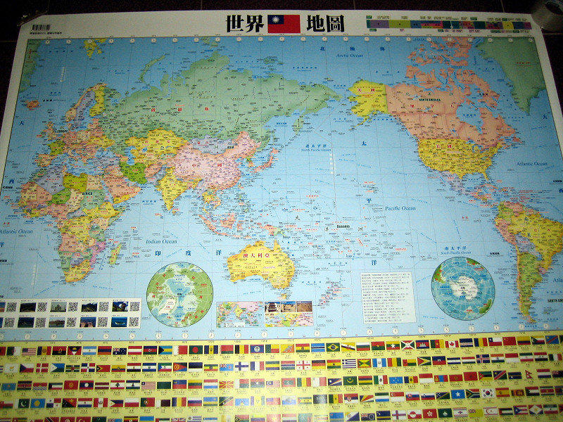 全新版【超大尺寸】世界地圖 WORLD MAP ~中英文對照(135x104cm)(特價395元)印刷精美清晰