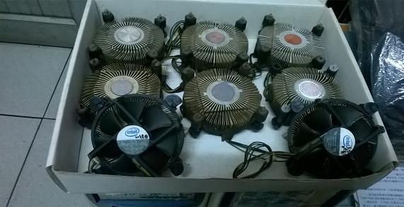 INTEL CPU 775原廠風扇 中古   Q8200 Q8300 Q8400