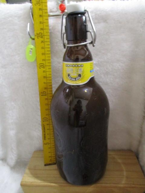金色三麥活酵母蜂蜜啤酒 空酒瓶 1公升
