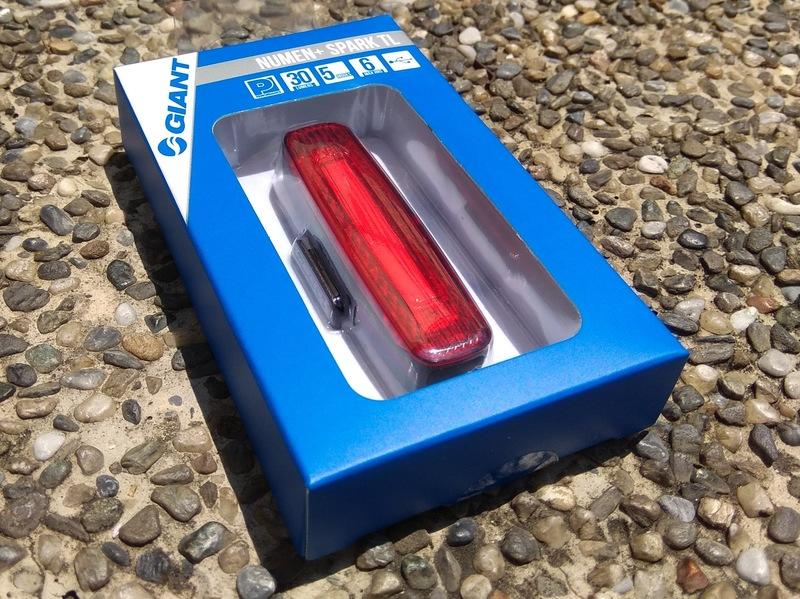 【紅單車】全新 GIANT 捷安特 NUMEN+ SPARK TL USB充電 發光條式 自行車 後燈 尾燈 LED