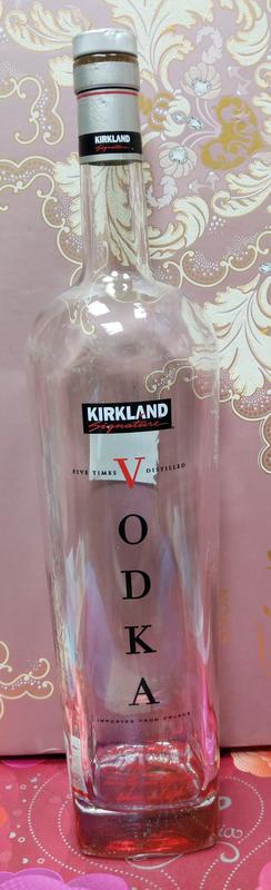 還不錯滴♡♥~D368~Kirkland Signature Vodka柯克蘭 伏特"空酒瓶"1.75L♥♡~1637g