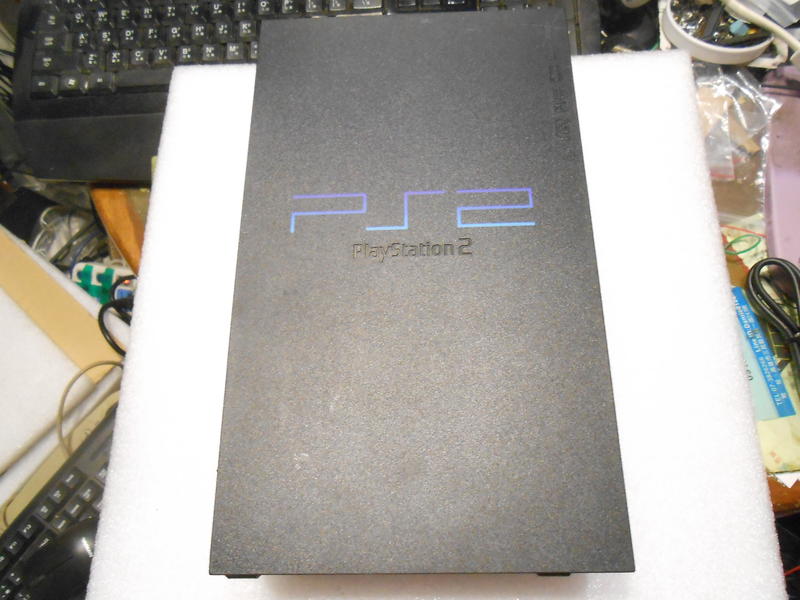 Sony PS2 遊戲機主機（SCPH-3007） （可過電、無影像）【外觀良好、日本製、未拆機】＜零件機＞