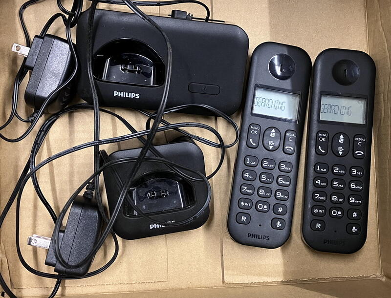 Philips D1502B/96 無線電話 當故障品 售後不退