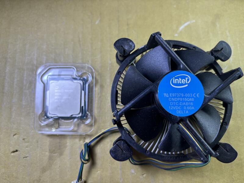 8代 Intel Pentium G5420 3.8G CPU 1151腳位 G5400 可參考,含風扇。