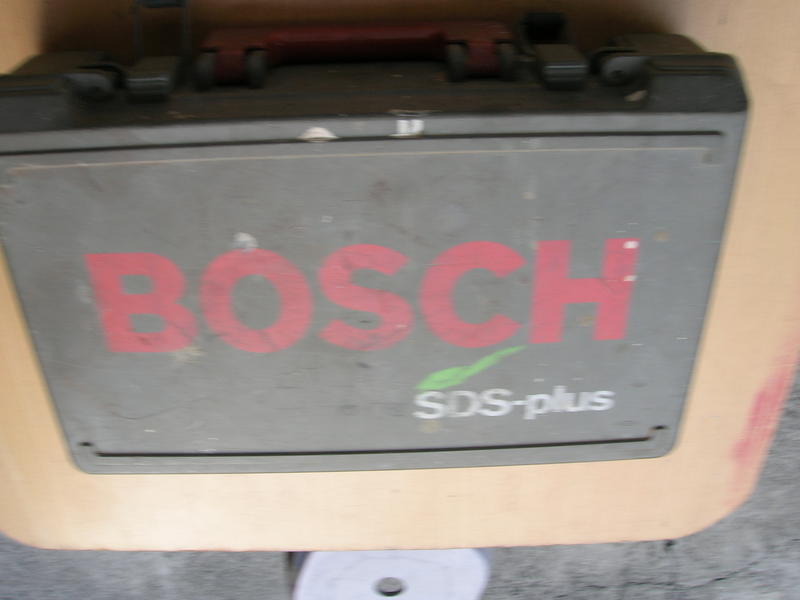 BOSCH 專業用三溝免出力電鑽 免出力電鑽 電鑽 GBH 2S
