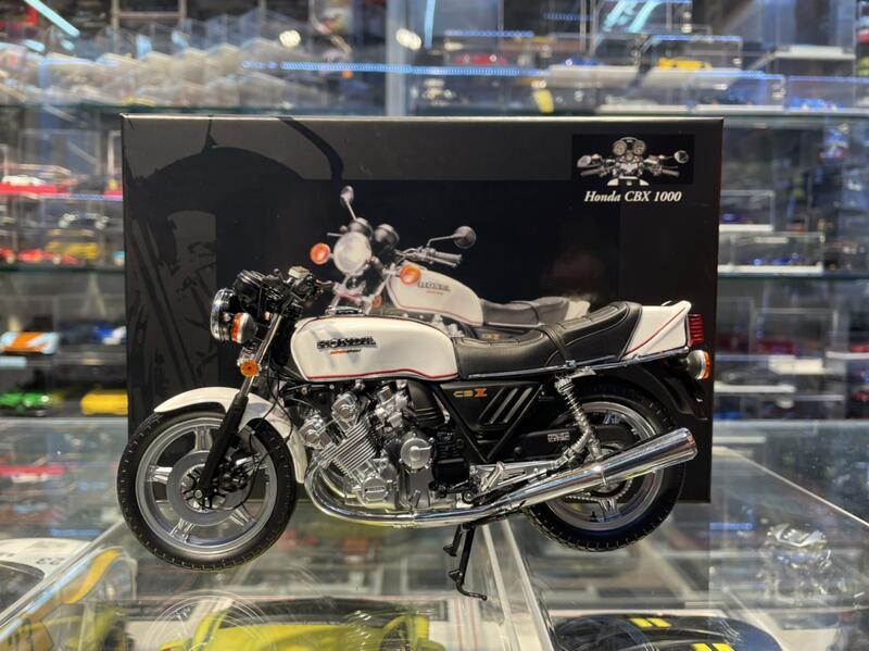 吉華@ 1/12 MINICHAMPS 122161504 HONDA CBX 1000 1978 WHITE | 露天市