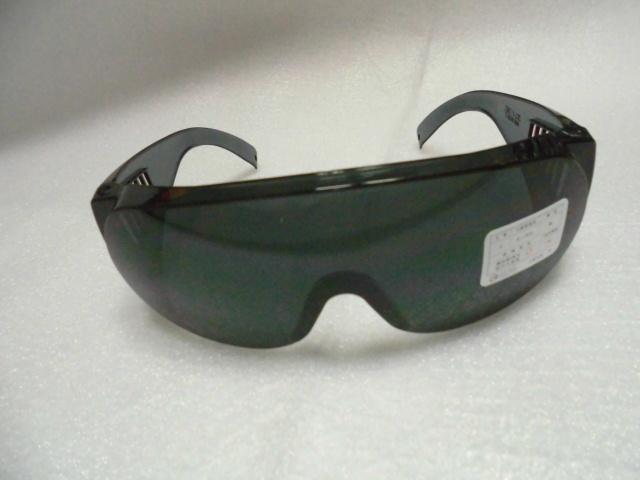 【n0900台灣健立最便宜】2018抗UV太陽眼鏡(可直接套上內戴度數眼鏡特殊設計)UV400 KGB 