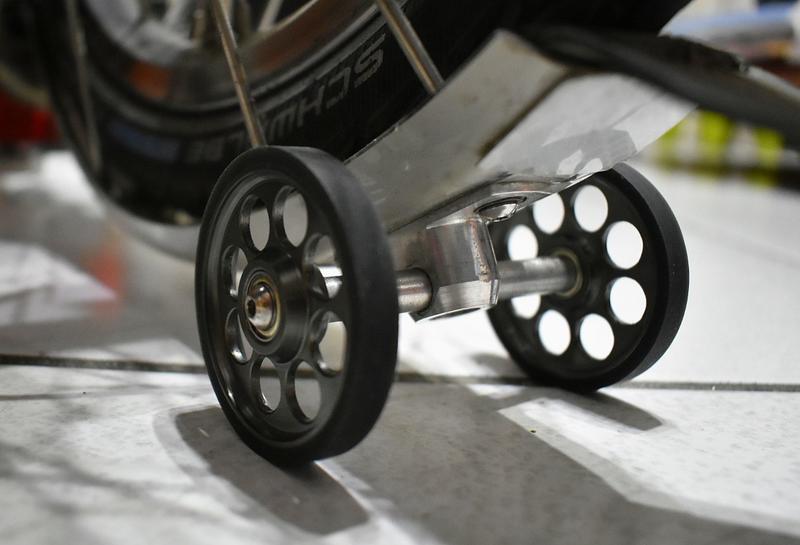 Brompton輕量化全組僅59g 雙土除輪組 寬輪距 雙軸承PU胎面 土除輪 易行輪 一體成型