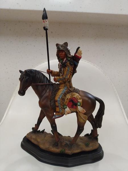 美國GSC精緻雕塑 騎馬持矛的印地安蘇族戰士 Native American Collectible系列