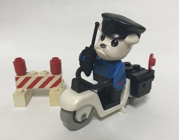 絕版 LEGO 樂高 Fabuland 系列  3789 可愛小狗交通警察
