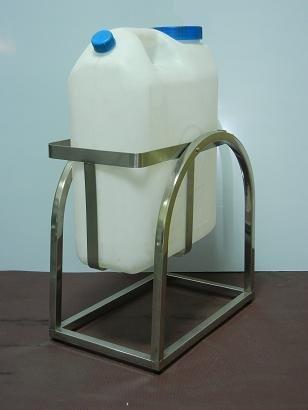 編號JS001-20公升水桶白鐵架