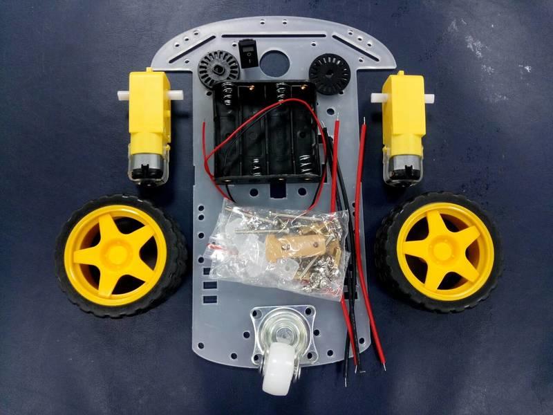 [RWG] Arduino 循跡車 避障車 自走車 小車底盤 帶測速碼盤 送電池盒和開關