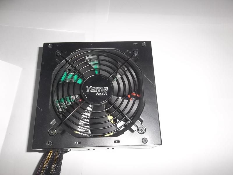 YAMA 雅瑪 650W 電源供應器 優質平價首選