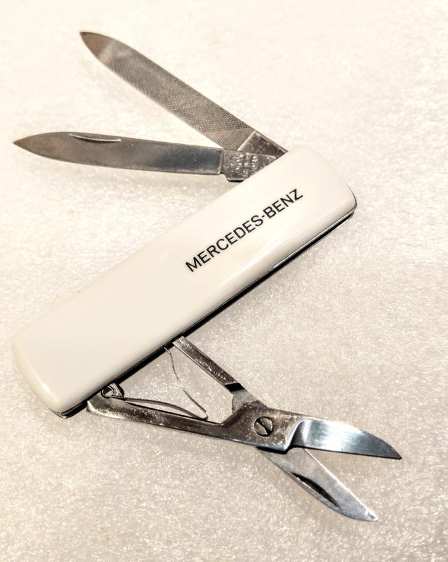 ██ 2支超低出清價 ██ Mercedes-Benz 賓士原廠德製瑞士刀 + Victorinox瑞士刀，只賣一套！
