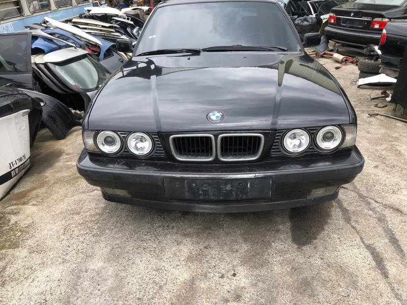 【發發發材料】BMW E34 520 525 報廢車.零件車 拆賣