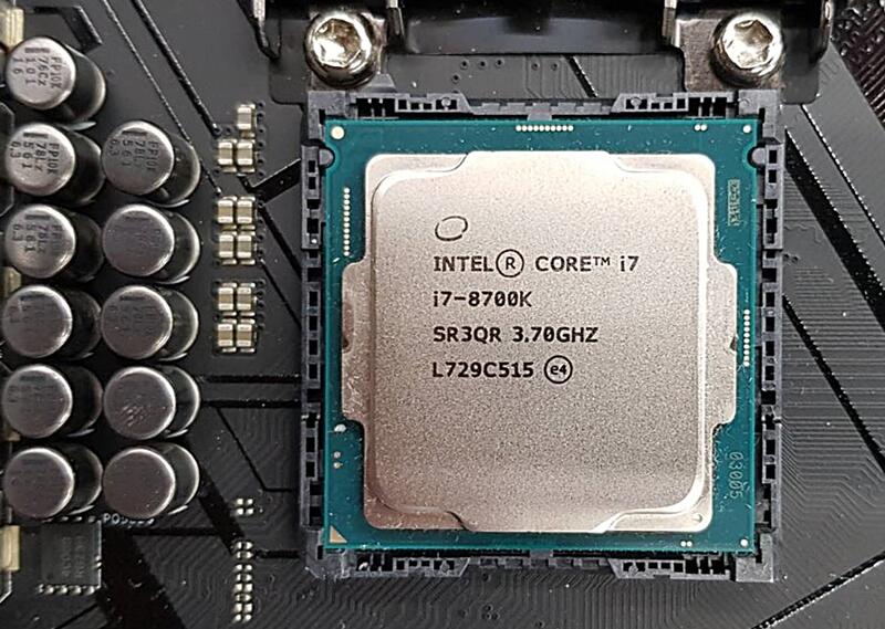 Intel® Core™ i7-8700K 處理器 12M 快取記憶體，最高 4.70 GHz