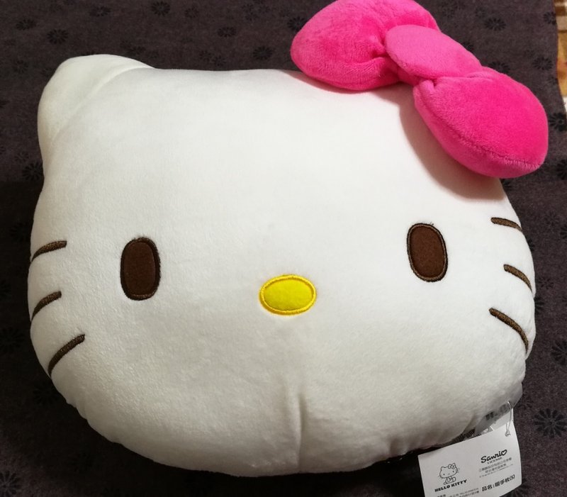 Hello Kitty 頭型 暖手枕 全新雷標 正版 12吋