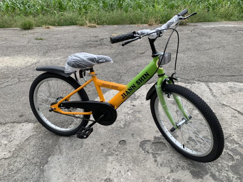 JS童車館【20吋 童車】最新款 台灣製造 光彩亮漆 黃綠色  小朋友腳踏車 兒童車 禮物