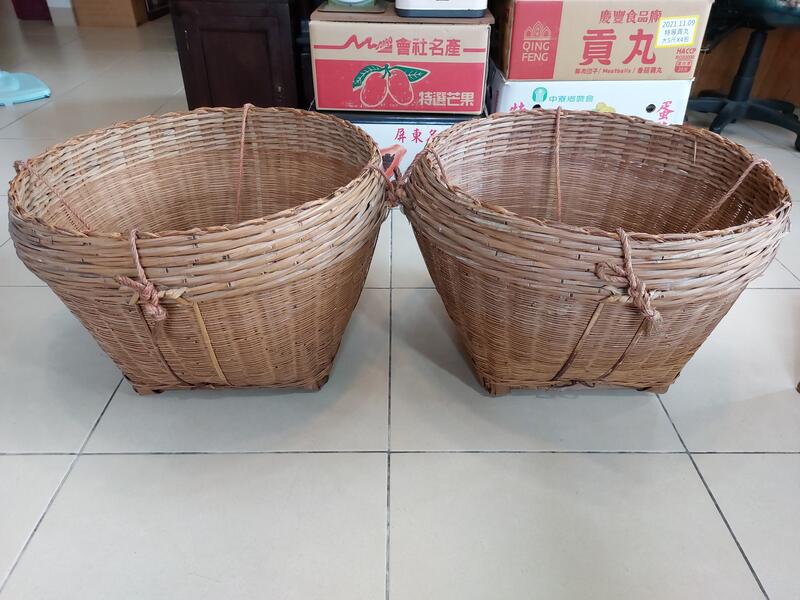 早期竹籃(2)~~大竹籃.大竹簍~~口徑約57~58CM~~一對合售~~懷舊.擺飾.道具 | 露天市集 | 全台最大的網路購物市集