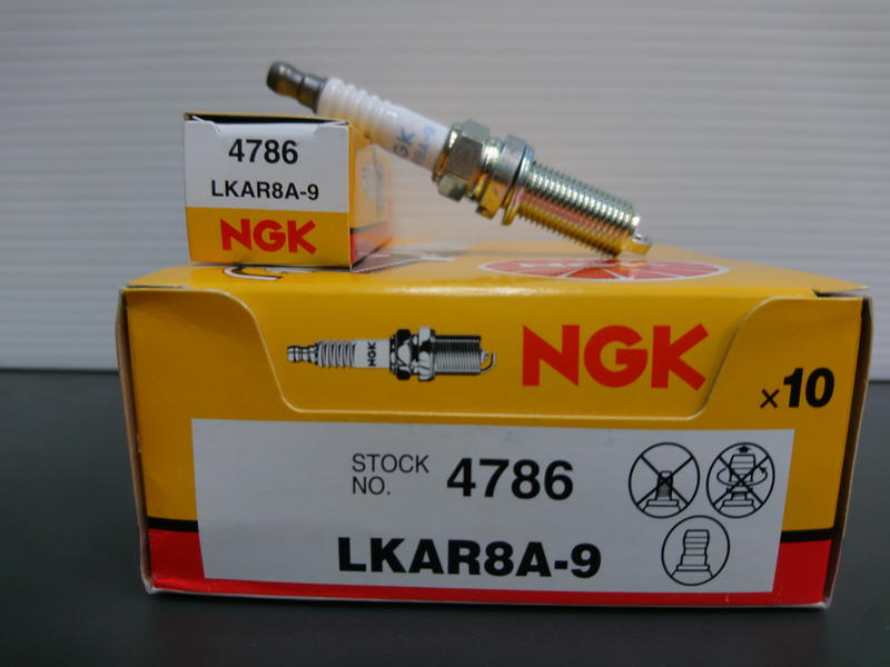 台中可自取,每顆450元,NGK  LKAR8A-9 火星塞 適用 KTM RC390 450 500 530 690
