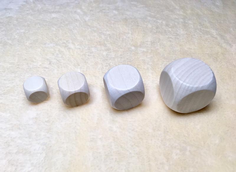 [米奇爸] 空白 木質骰子 色子 1.0~3.5cm 適合雷射雕刻 手繪 燙烙 DIY桌遊道具 訂單未滿50元不出貨