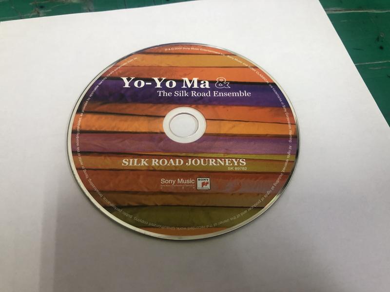 二手裸片 CD 專輯 Yo-Yo Ma 馬友友 & The Silk Road Ensemble <Z102>
