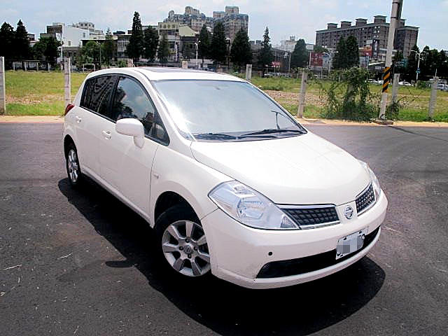 2007 Nissan TIIDA 1.5白 5D『阿賢嚴選車坊』賞車專線:0908169110