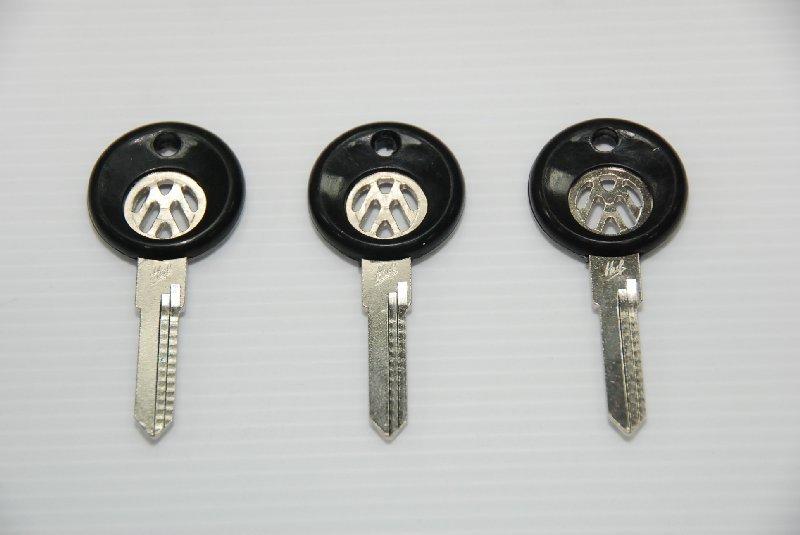 (VAG小賴汽車)VW Golf MK2 MK3 Jetta 原廠 鑰匙 全新 (缺貨中)