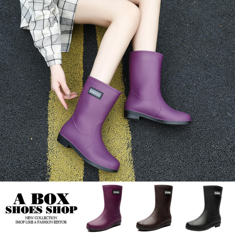 格子舖＊【ANR535】(偏小)3cm時尚雨靴 防水材質 圓頭中筒低跟雨靴 3色