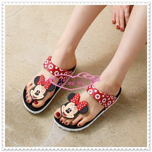 ♥小花花日本精品♥《Disney》迪士尼DISNEY紅色米奇MICKEY輕巧柏肯拖室外涼拖鞋賠售特價56870305