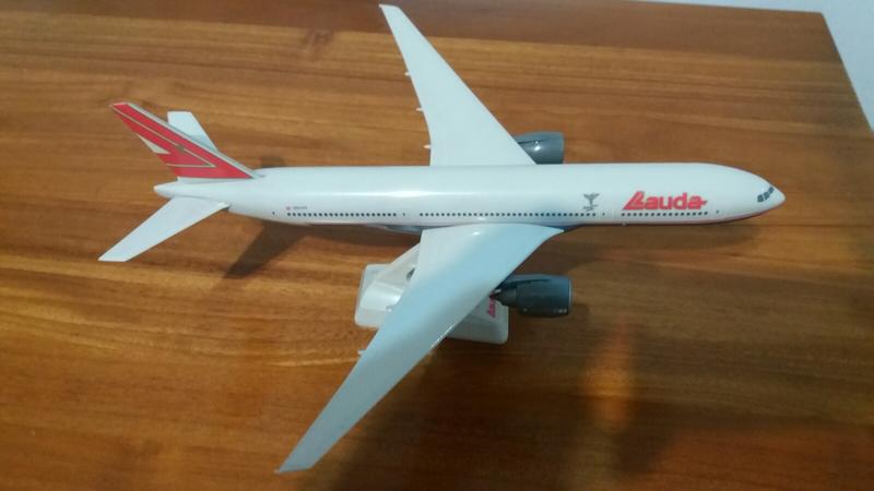 絕版 Lauda 航空 (勞達航空) 777 飛機模型