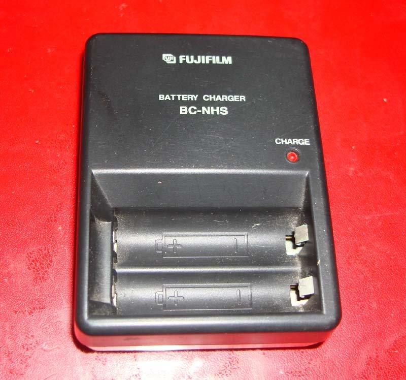 FUJIFILM 電池充電器