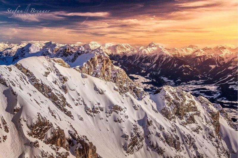 阿爾卑斯山-名攝影師Stefan Brenner攝影原版海報-Glowing Alps